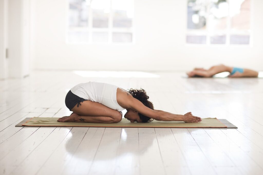 yoga, childs pose, asana-2959214.jpg